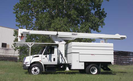 Versalift Bucket truck