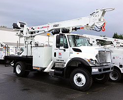 Rear Center Mount Digger Derrick